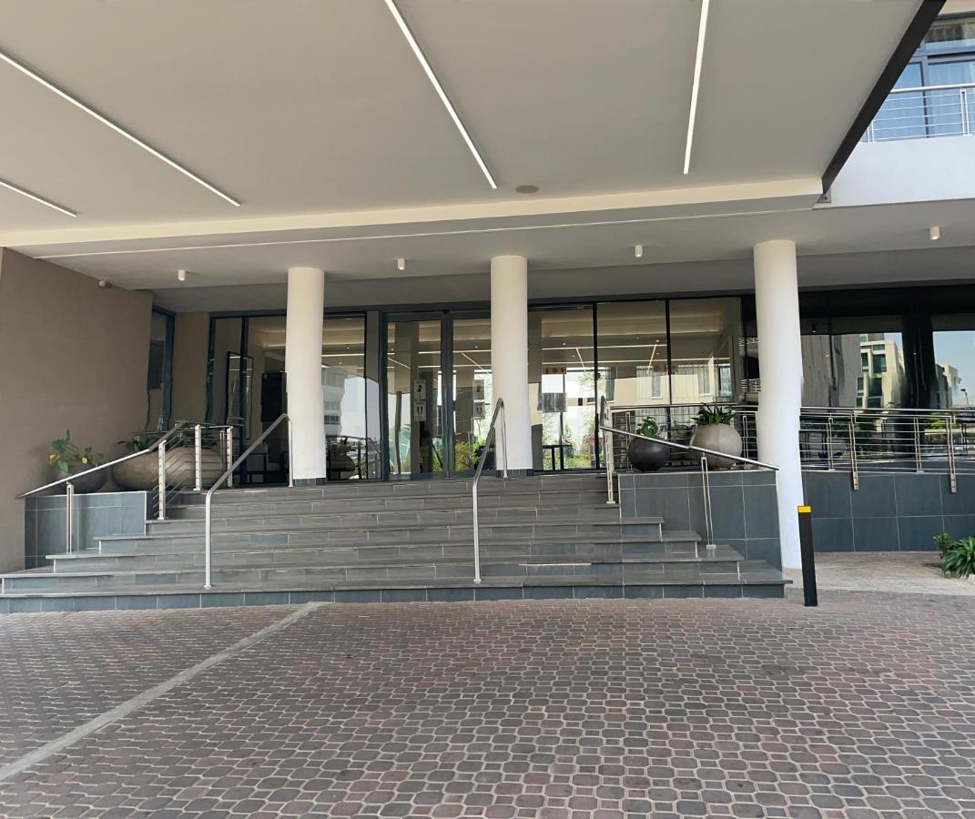 Menlyn Maine Trilogy Hotel 프레토리아 외부 사진
