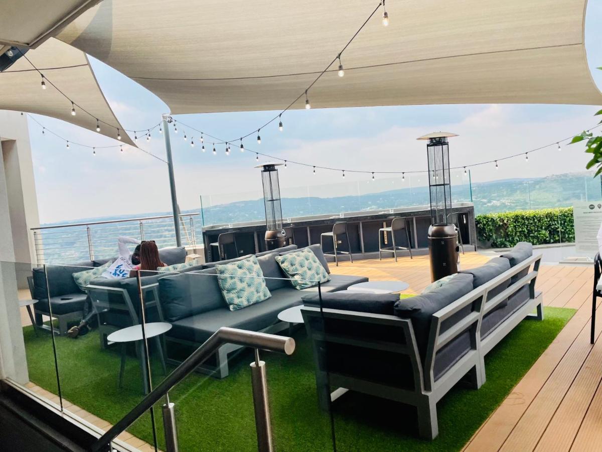 Menlyn Maine Trilogy Hotel 프레토리아 외부 사진